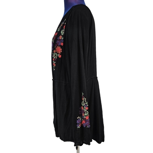 Fresco Nomadic Traders Black Floral Embroidered Peasant Top Size Large Women A98 - Picture 3 of 8
